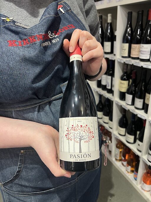 Spanish Red Wine from Kirkness & Gorie